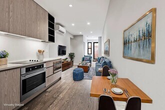 188 1st Ave, Unit 2S in New York, NY - Foto de edificio - Building Photo