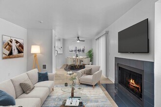 Elevate in Lynnwood, WA - Building Photo - Building Photo