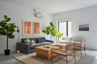Common Gates (Furnished Rooms) in Brooklyn, NY - Building Photo