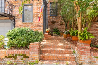 109 French St in New Iberia, LA - Building Photo - Building Photo