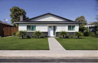 924 Day Ave in Bakersfield, CA - Building Photo