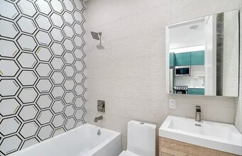 1027 Putnam Ave in Brooklyn, NY - Building Photo - Building Photo