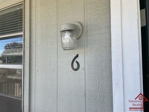 1502 NW Kingsbury Ave in Lawton, OK - Building Photo - Building Photo