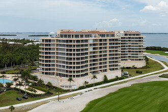 Grand Bay in Longboat Key, FL - Building Photo - Building Photo