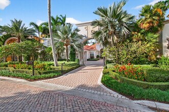 331 Mizner Lake Estates Dr in Boca Raton, FL - Building Photo - Building Photo