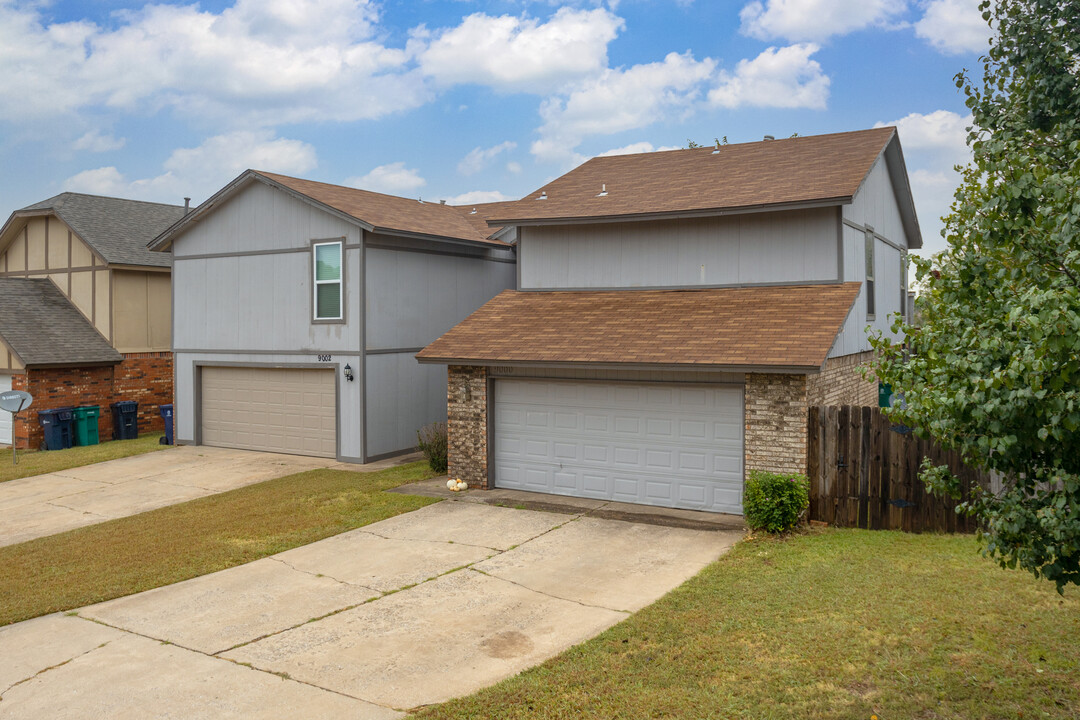 9000 N Roxbury Ter in Oklahoma City, OK - Building Photo