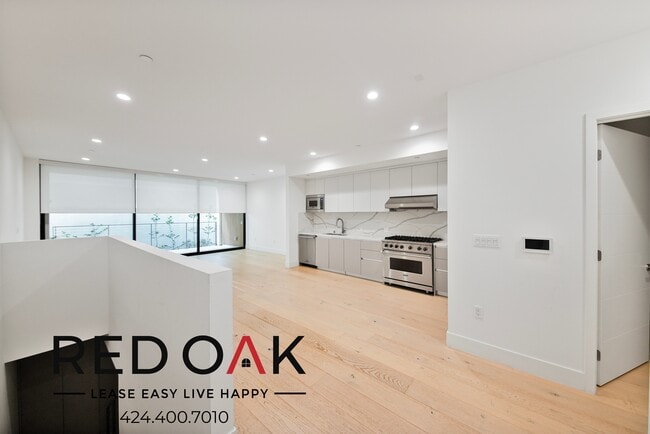 property at 1415 Reeves St