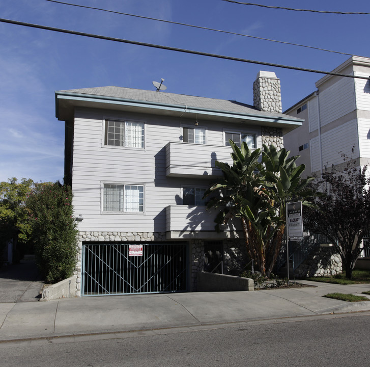 Cleon Apartments in Studio City, CA - Foto de edificio