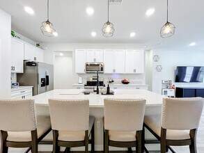 2757 Troubadour St in Palm Springs, FL - Building Photo - Building Photo
