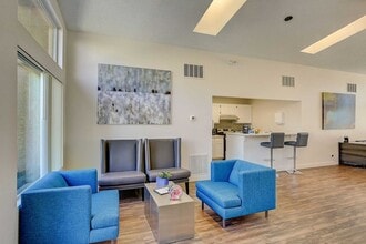 The Pines Henderson in Henderson, NV - Foto de edificio - Building Photo