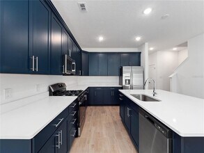 15166 Blue Peacock Ln in Winter Garden, FL - Building Photo - Building Photo