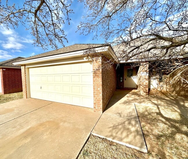 property at 615 N Elkhart Ave