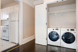 The Goldie in Seattle, WA - Building Photo