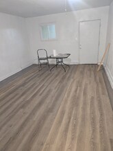 44560 Grovewood Cir in Hemet, CA - Foto de edificio - Building Photo