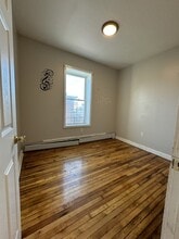 93 Grant Ave, Unit 5 in Jersey City, NJ - Building Photo - Building Photo