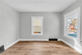 2209 Hood Ave-Unit -1/DN in Cleveland, OH - Building Photo - Building Photo