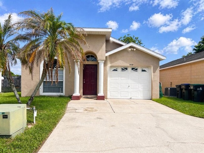 7915 Tumbleweed Ct in Orlando, FL - Building Photo - Building Photo