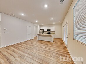 158 Fresh Laurel Ln in Locust Grove, GA - Building Photo - Building Photo