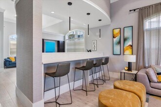 9873 Baywinds Dr, Unit 4106 in West Palm Beach, FL - Building Photo - Building Photo