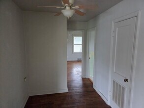 103 Grant Dr in Warrensburg, MO - Building Photo - Building Photo