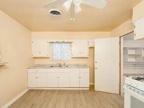 9909 N McKinley Ave in Oklahoma City, OK - Building Photo - Building Photo