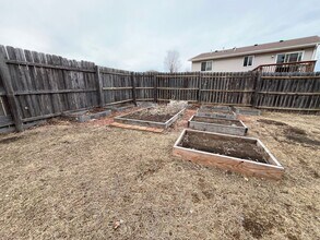 4604 W Oregon St in Sioux Falls, SD - Building Photo - Building Photo