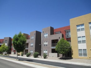 La Cantera Senior Apartments in Albuquerque, NM - Building Photo - Building Photo