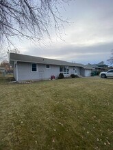 2304 Hewitt Dr in Billings, MT - Building Photo - Building Photo
