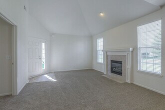 724 S Evergreen St in Gardner, KS - Building Photo - Building Photo