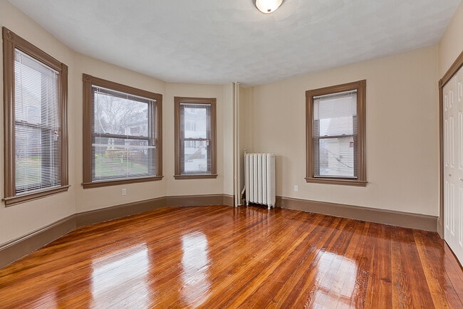 94 Gladstone St, Unit 1, Unit 1