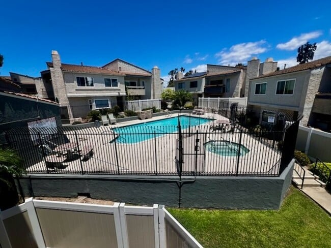 property at 1720 Melrose Ave