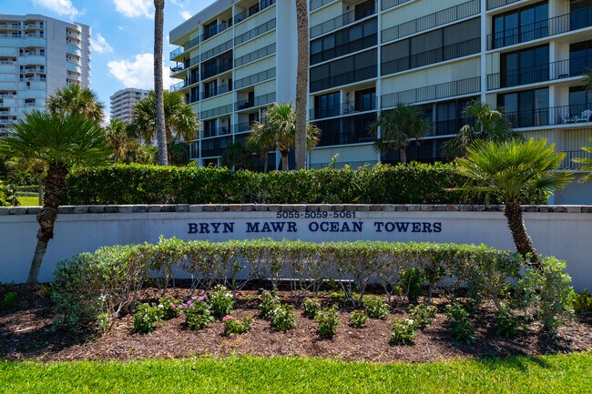 Bryn Mawr Ocean Tower in Hutchinson Island, FL - Building Photo - Building Photo