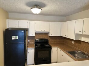 5315 NW 22nd St, Unit 5315 in Lauderhill, FL - Building Photo - Building Photo