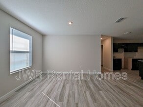 2058 Frank E Ave in Jacksonville, FL - Building Photo - Building Photo