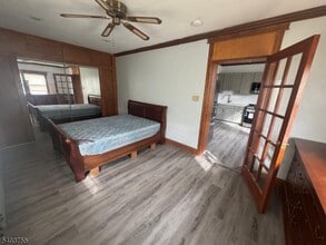 422 Trenton Ave in Paterson, NJ - Building Photo - Building Photo