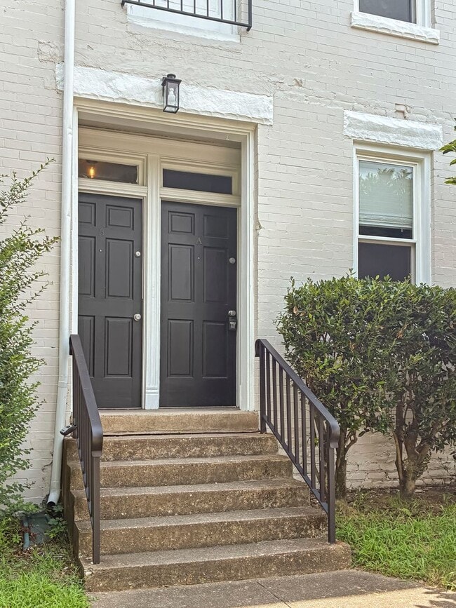 property at 1 N Allen Ave