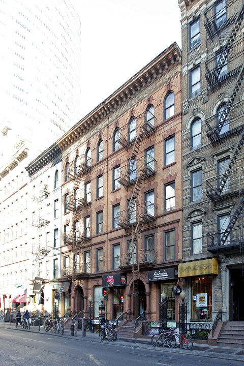 235 East 53rd Street in New York, NY - Foto de edificio