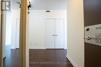 4099-4099 Brickstone Mews in Mississauga, ON - Building Photo - Building Photo