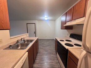 501 Donna St NW in Sparta, MI - Building Photo - Building Photo