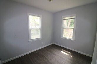 400 Summit Ave in Manhattan, KS - Building Photo - Building Photo
