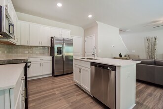 3357 Lilac Crk Trl in Gainesville, GA - Building Photo - Building Photo