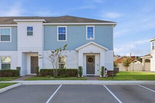 1062 Sand Torch Cir in Davenport, FL - Building Photo