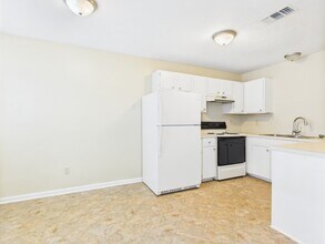 700 San Pedro Dr in College Station, TX - Building Photo - Building Photo