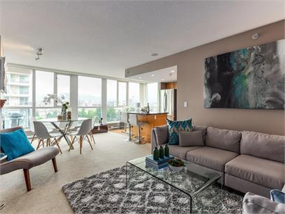 120-1120 Milross Ave in Vancouver, BC - Building Photo