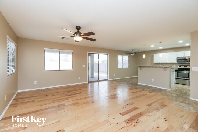 1354 E Leaf Rd in San Tan Valley, AZ - Building Photo - Building Photo
