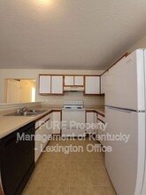 146 Grinder Ct in Nicholasville, KY - Building Photo - Building Photo