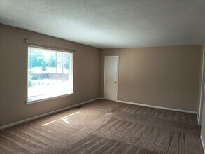 3919 Kingsbridge Rd in Chattanooga, TN - Building Photo - Building Photo