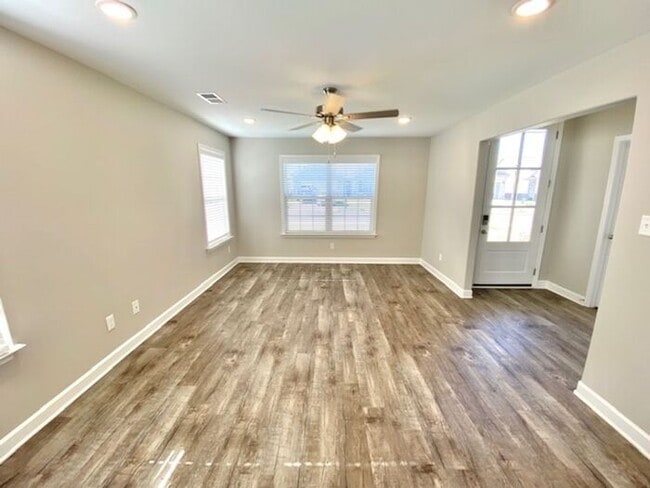 8874 Kimberly Dawn Dr in Southaven, MS - Building Photo - Building Photo