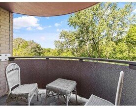 2500 Mystic Valley Pkwy in Medford, MA - Building Photo - Building Photo