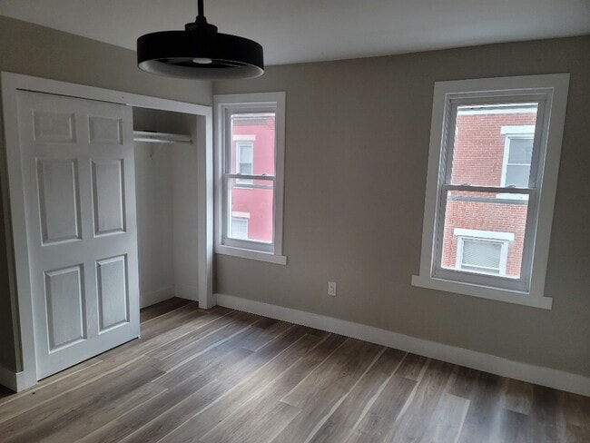 5807 Wakefield St in Philadelphia, PA - Building Photo - Building Photo